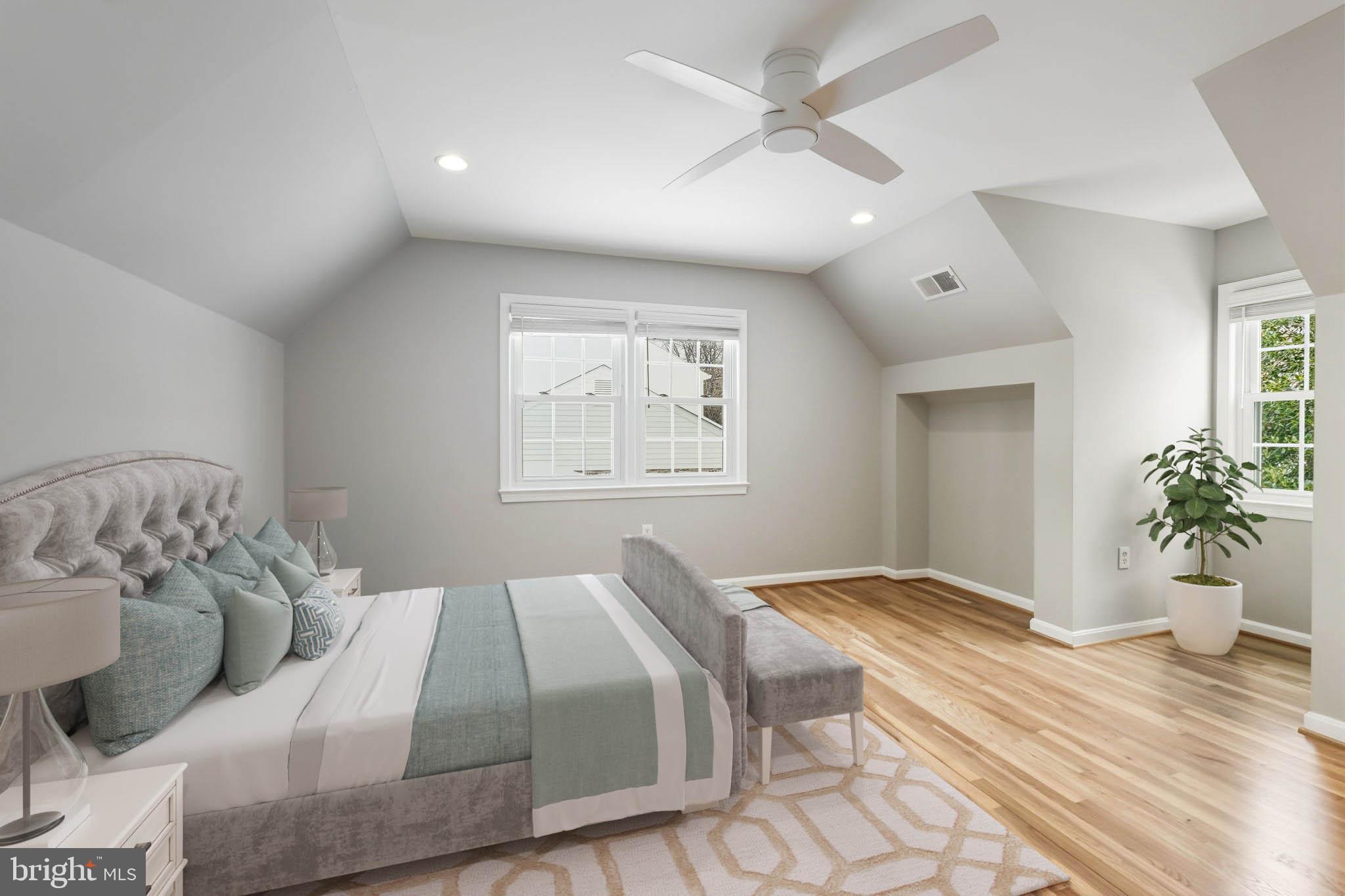 POTOMAC WOODS - Residential