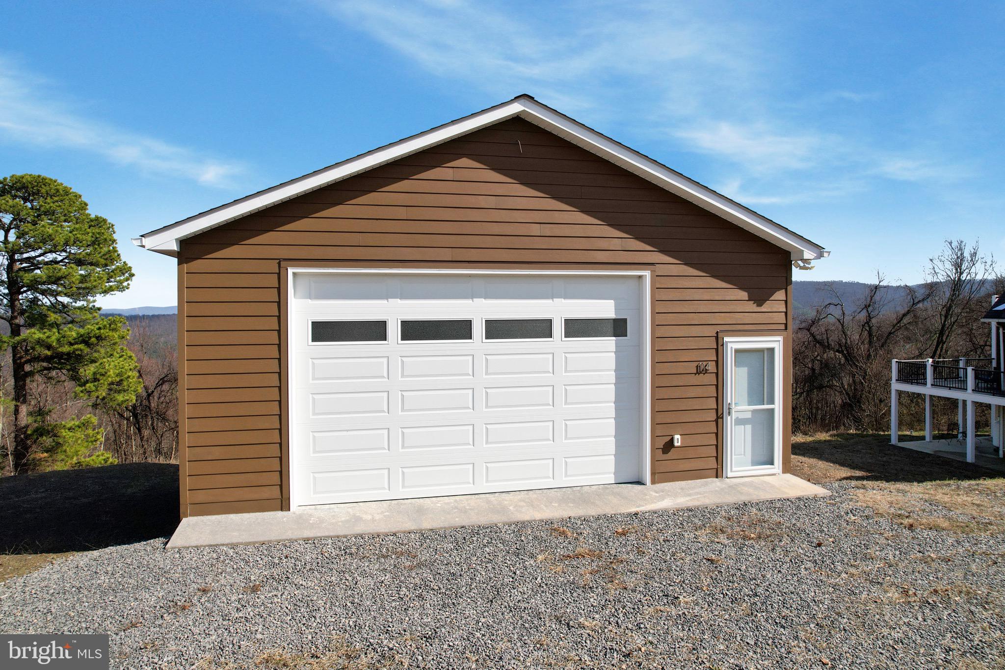 LOST MOUNTAIN - Residential