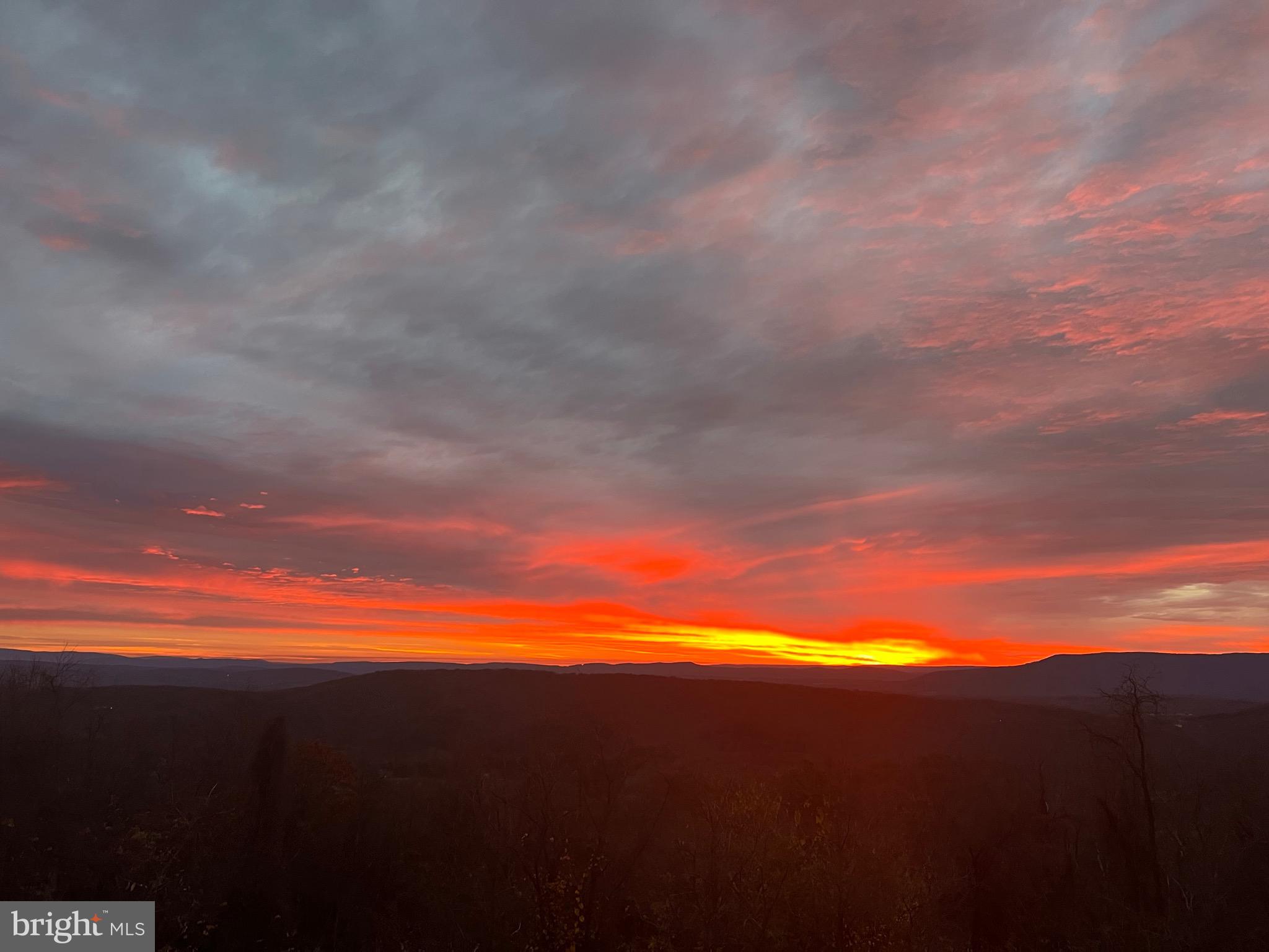 LOST MOUNTAIN - Residential