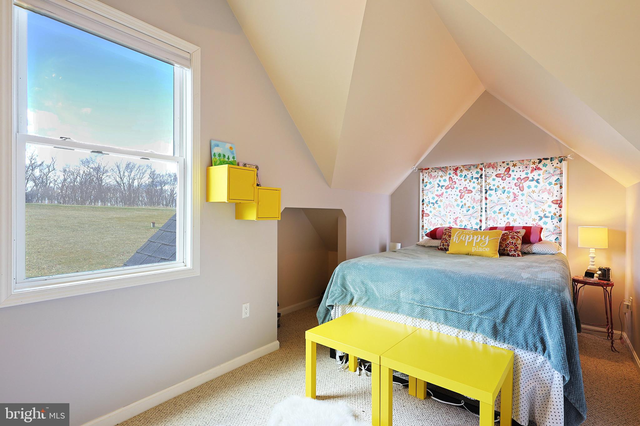 LOST MOUNTAIN - Residential