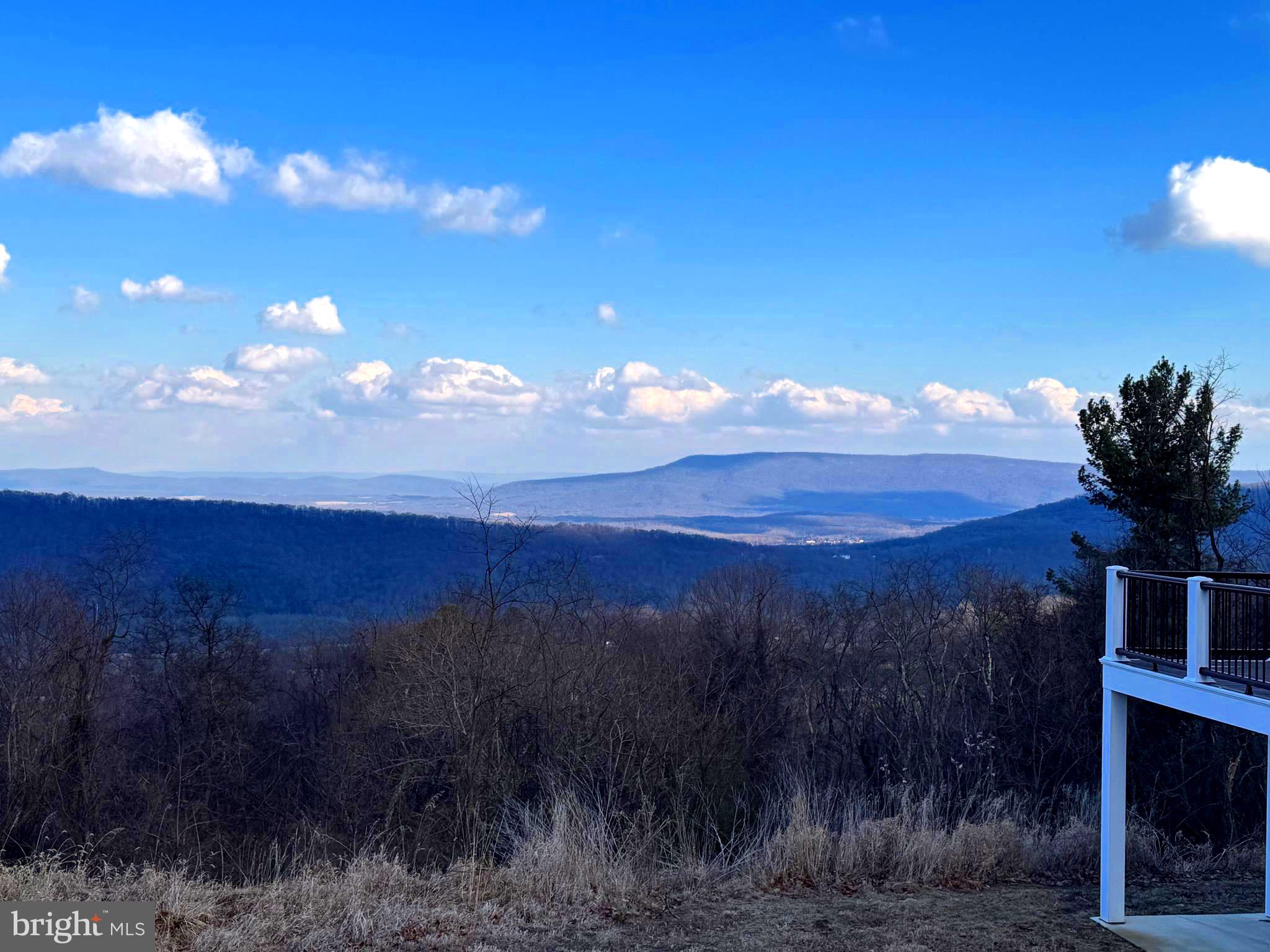 LOST MOUNTAIN - Residential