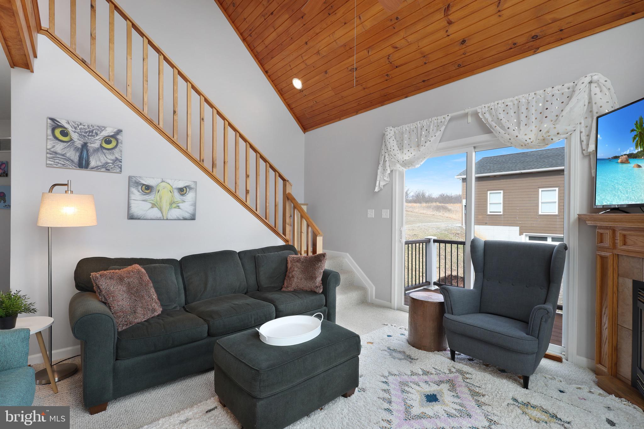 LOST MOUNTAIN - Residential