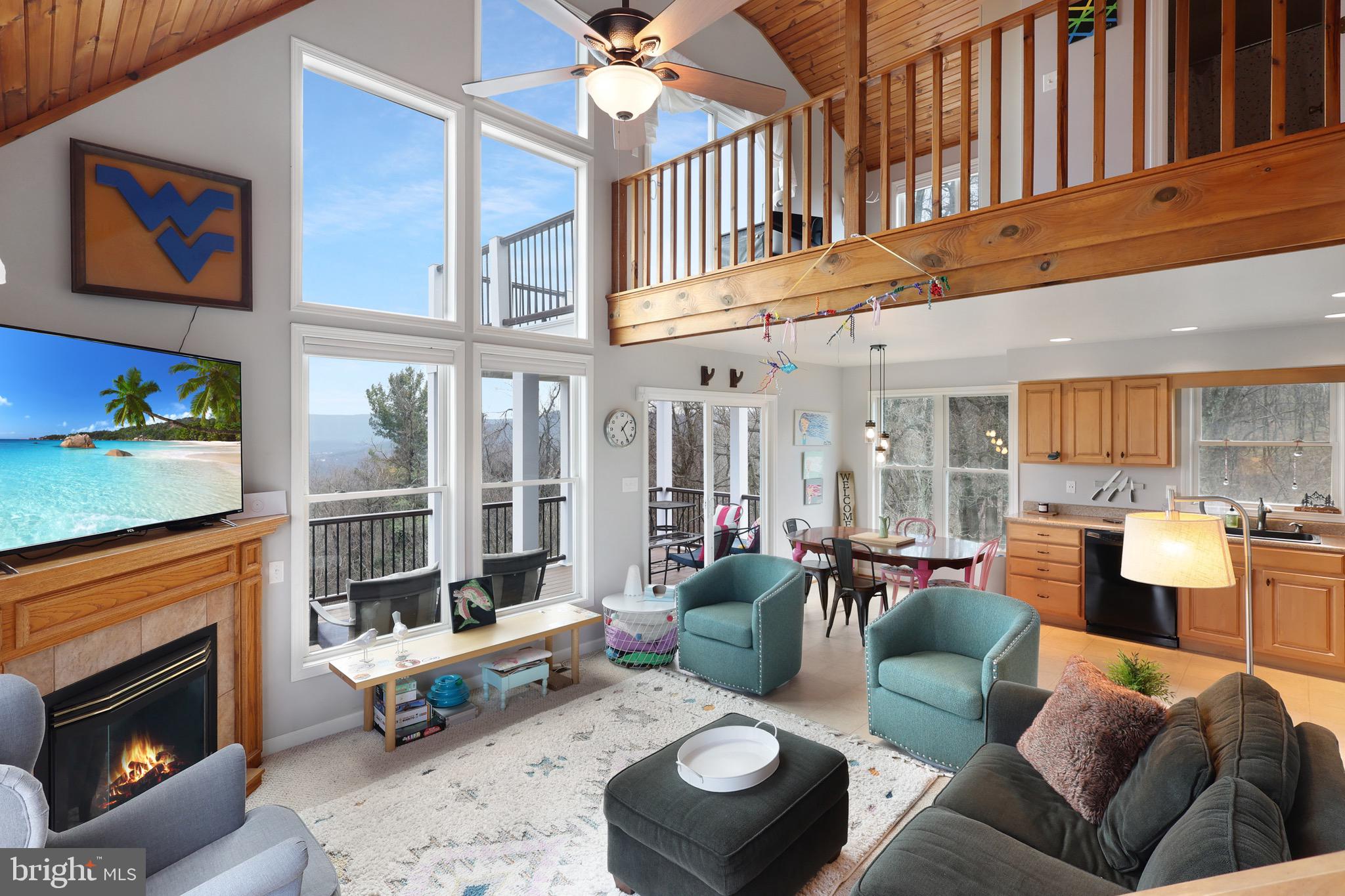 LOST MOUNTAIN - Residential