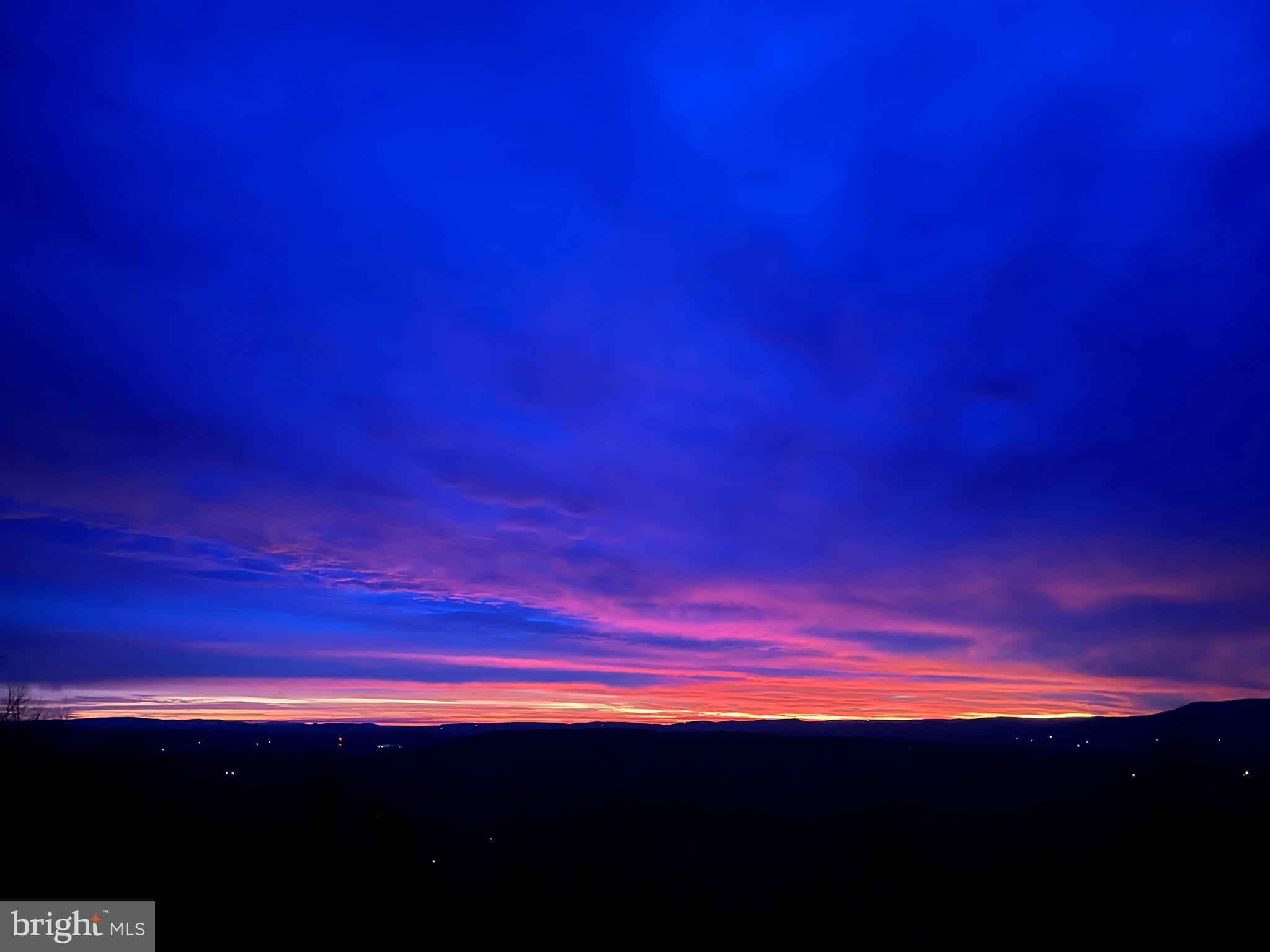 LOST MOUNTAIN - Residential