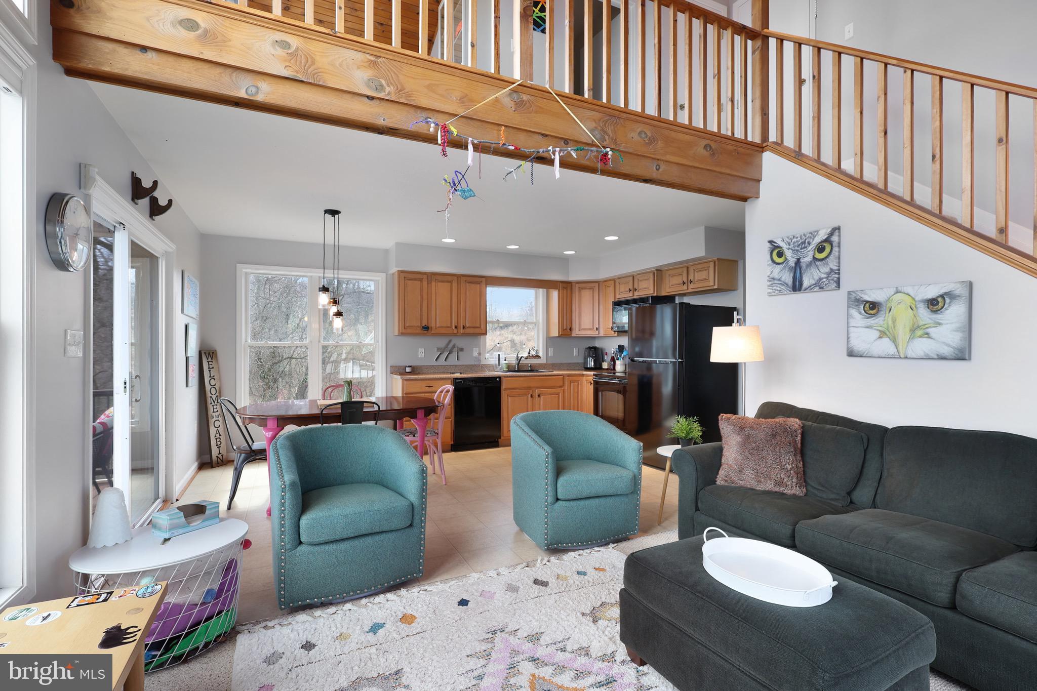 LOST MOUNTAIN - Residential