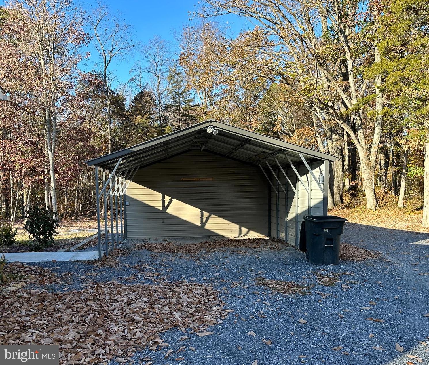 STONEWALL - Residential