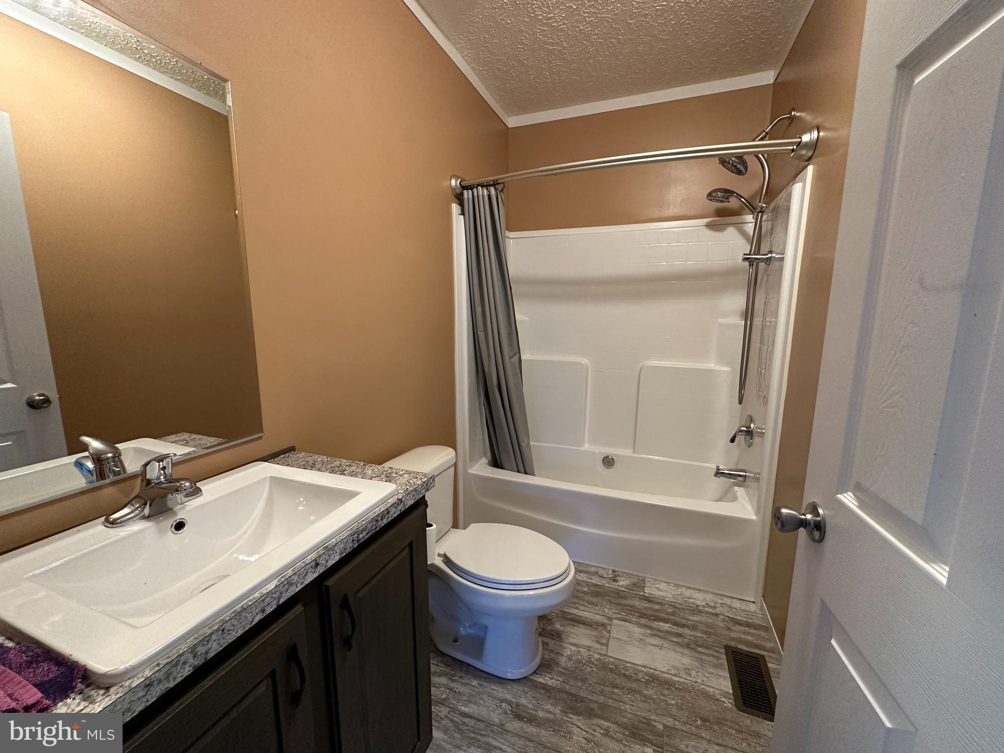 STONEWALL - Residential