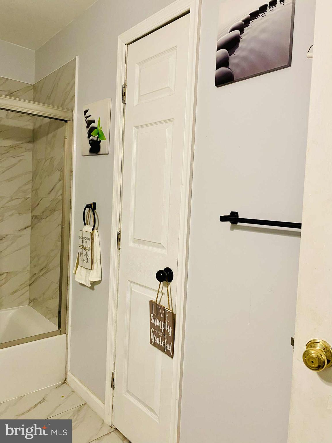 KINGSWOOD CONDOMINIUM - Residential