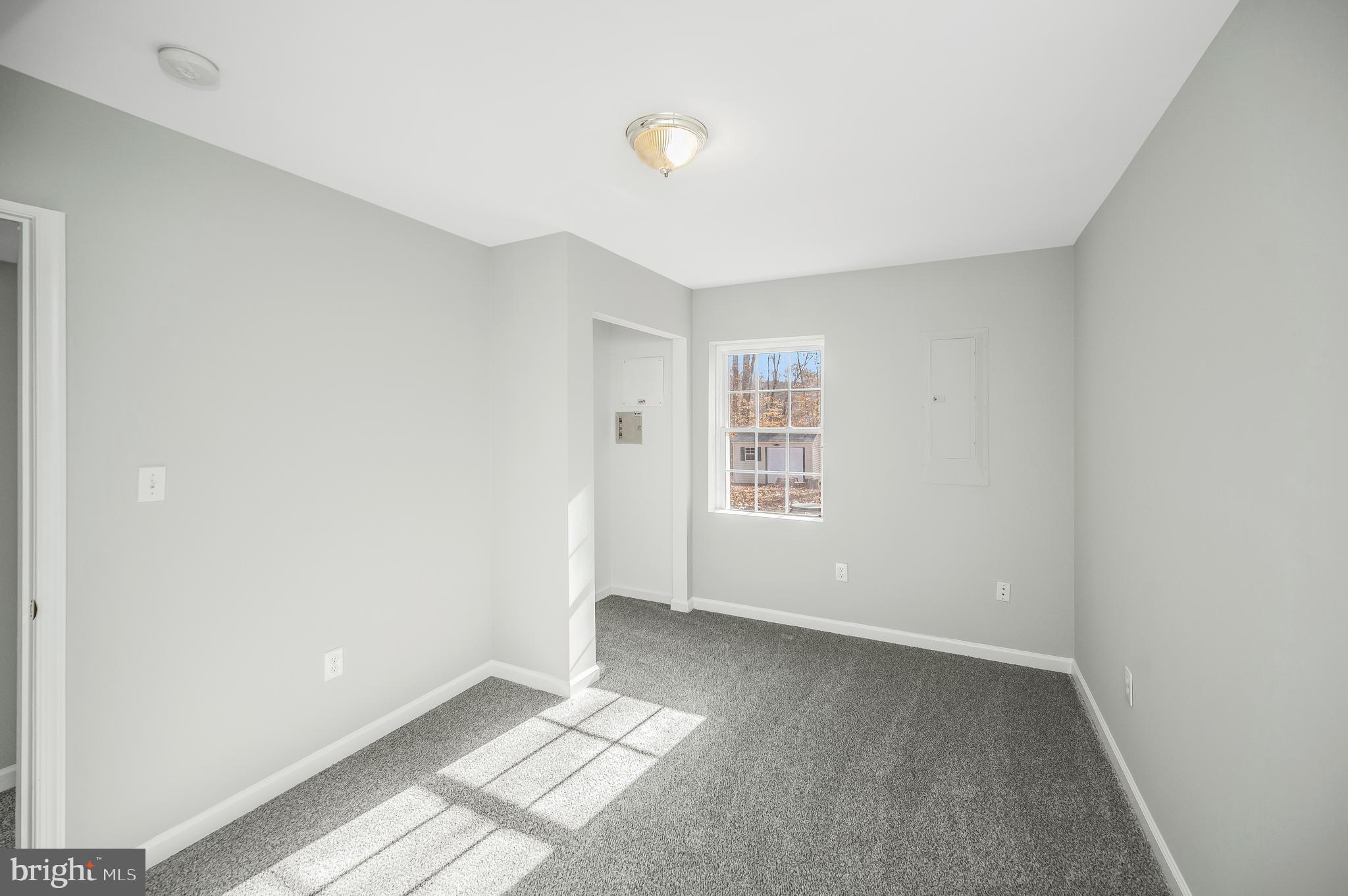 LAKE LAND OR - Residential