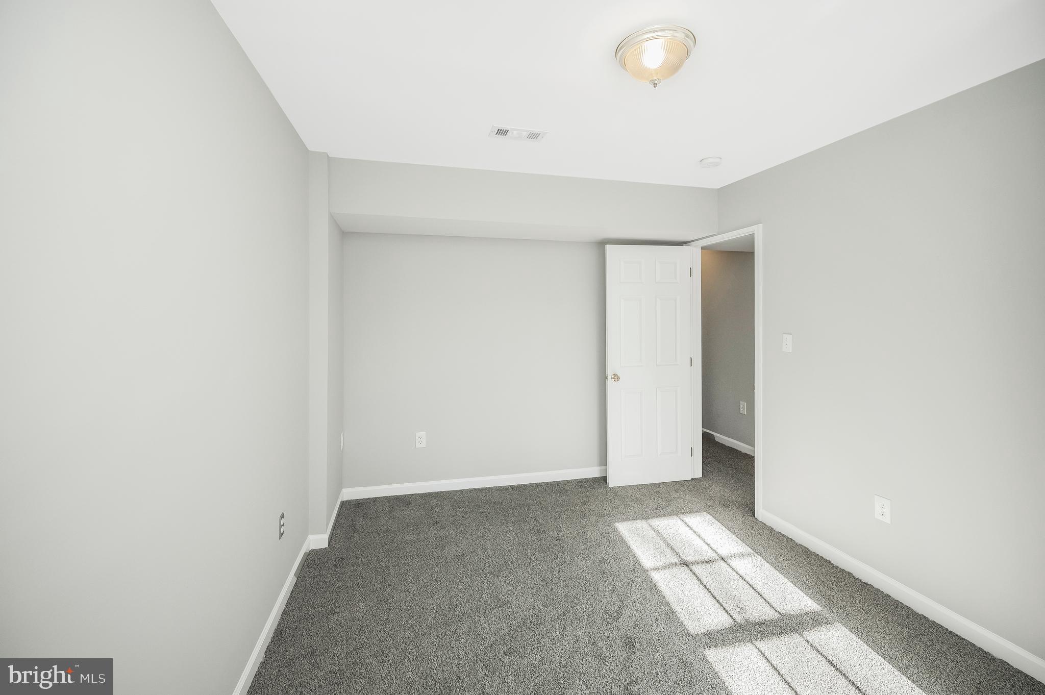 LAKE LAND OR - Residential