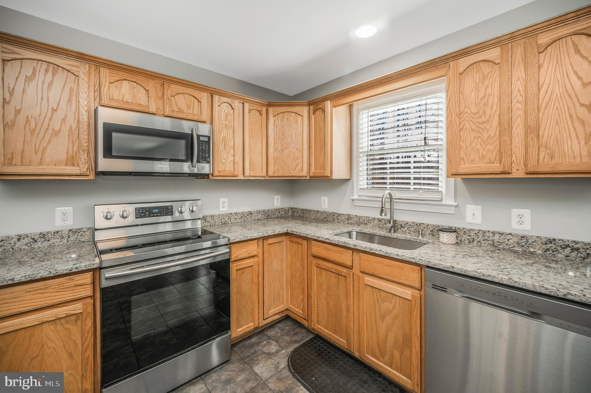 LAKE LAND OR - Residential