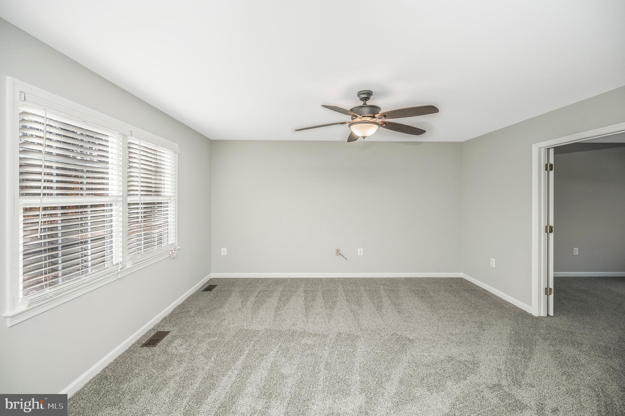 LAKE LAND OR - Residential