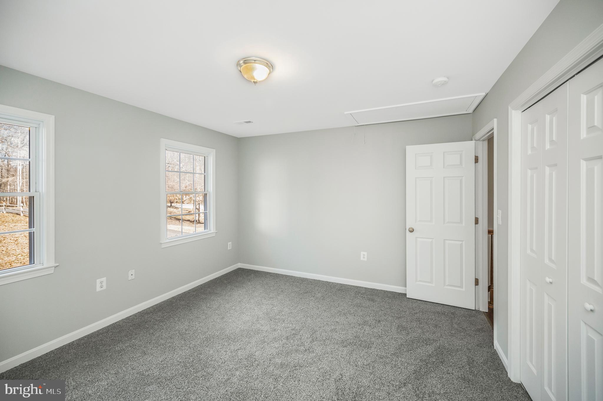 LAKE LAND OR - Residential