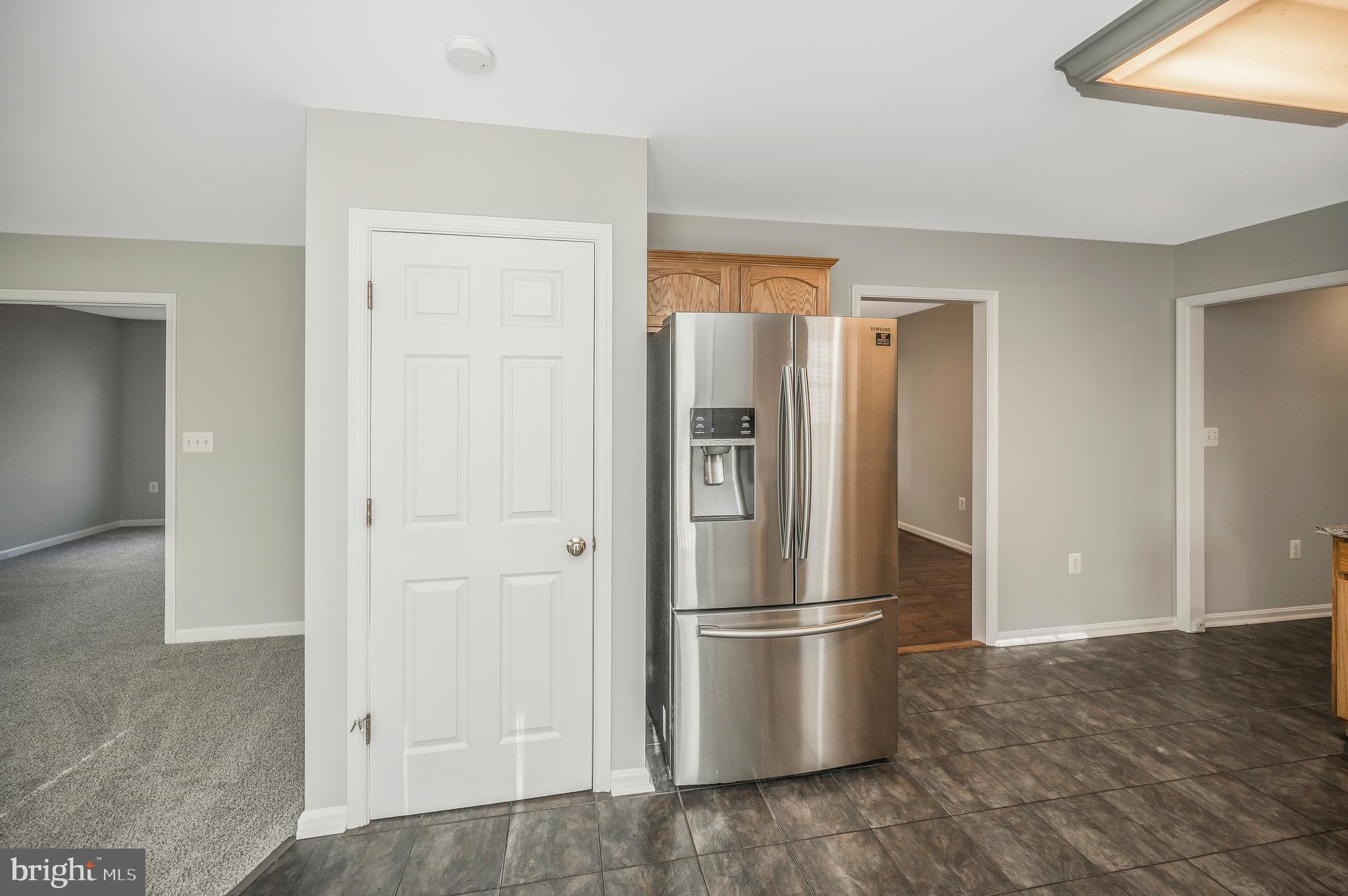 LAKE LAND OR - Residential