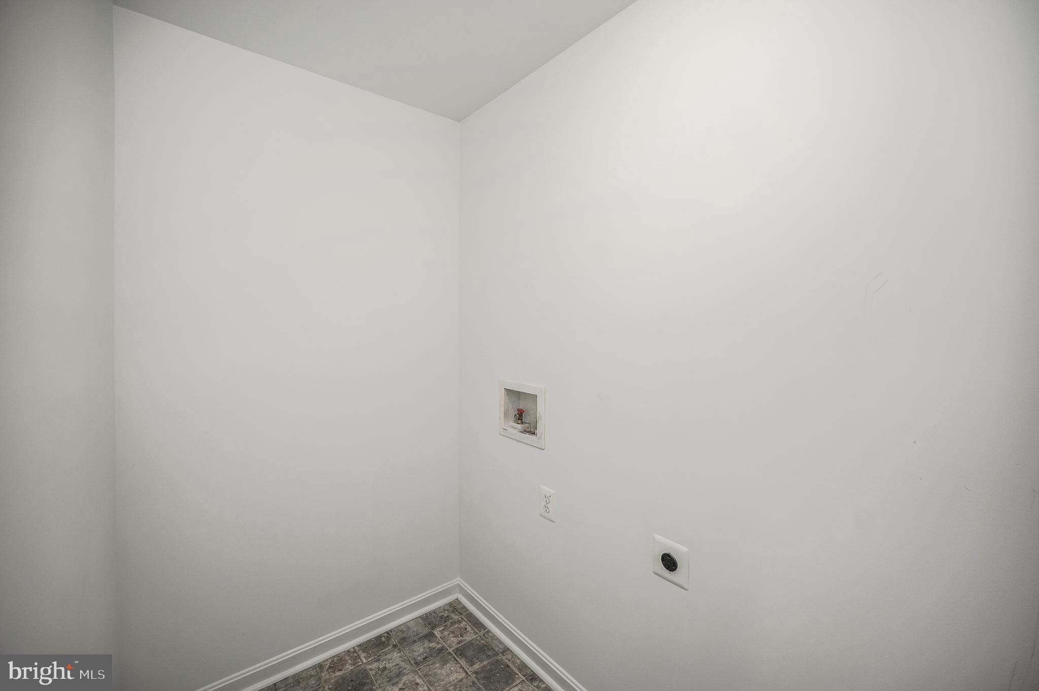 LAKE LAND OR - Residential