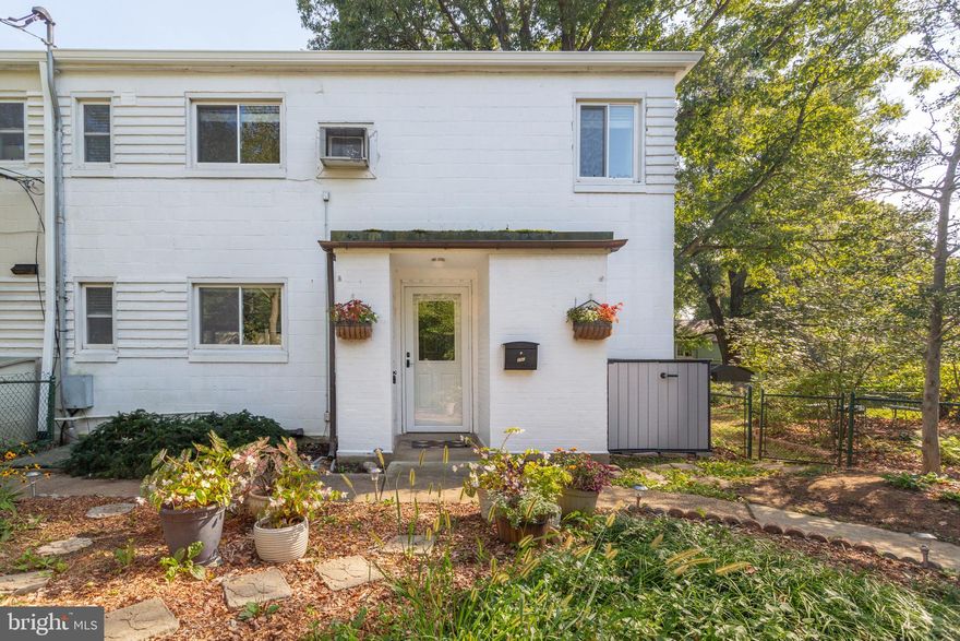 Open house this Sat. 9/30 1-3pm.......This 3 bedroom end townhome in Old Greenbelt is in one of the best courts in town.  It boasts a private setting with an over sized end lot with a beautiful yard and gardens.  The inside is very well maintained with vinyl flooring throughout.  The kitchen has been updated along with both bathrooms.  The main level has an original half bath which is a rare find.  The location is almost perfect for walking to the Town Center, grocery store, movie theater, arts center, community center, indoor/outdoor pools, and the New Deal Cafe.  The work commute is easy with access to the BW Parkway, 95, and the Capital Beltway.   Please take the time to come see this one because it won't last long.