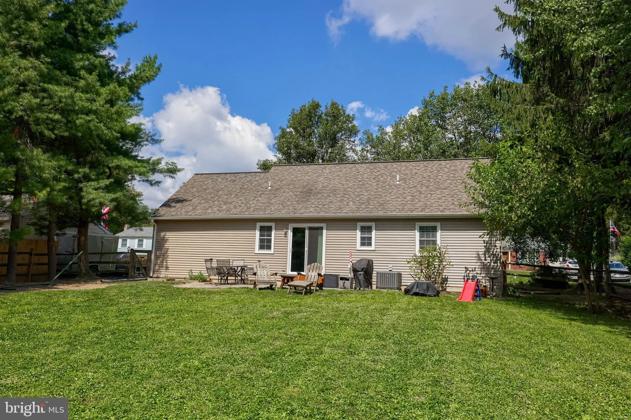 Mountville, Pennsylvania 17554, United States, 4 Bedrooms Bedrooms, ,2 BathroomsBathrooms,Residential,Active,199914