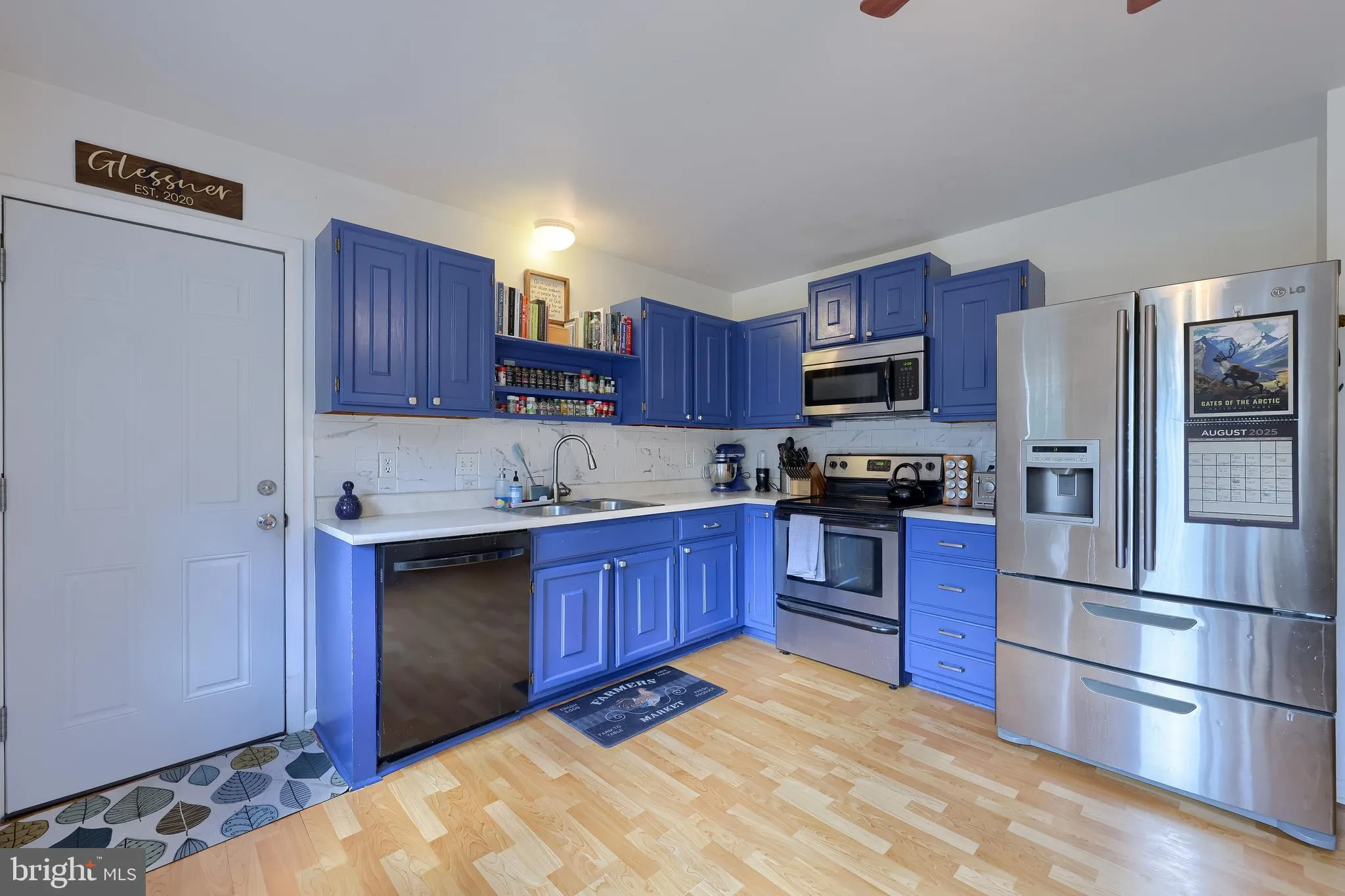 Mountville, Pennsylvania 17554, United States, 4 Bedrooms Bedrooms, ,2 BathroomsBathrooms,Residential,Active,199914