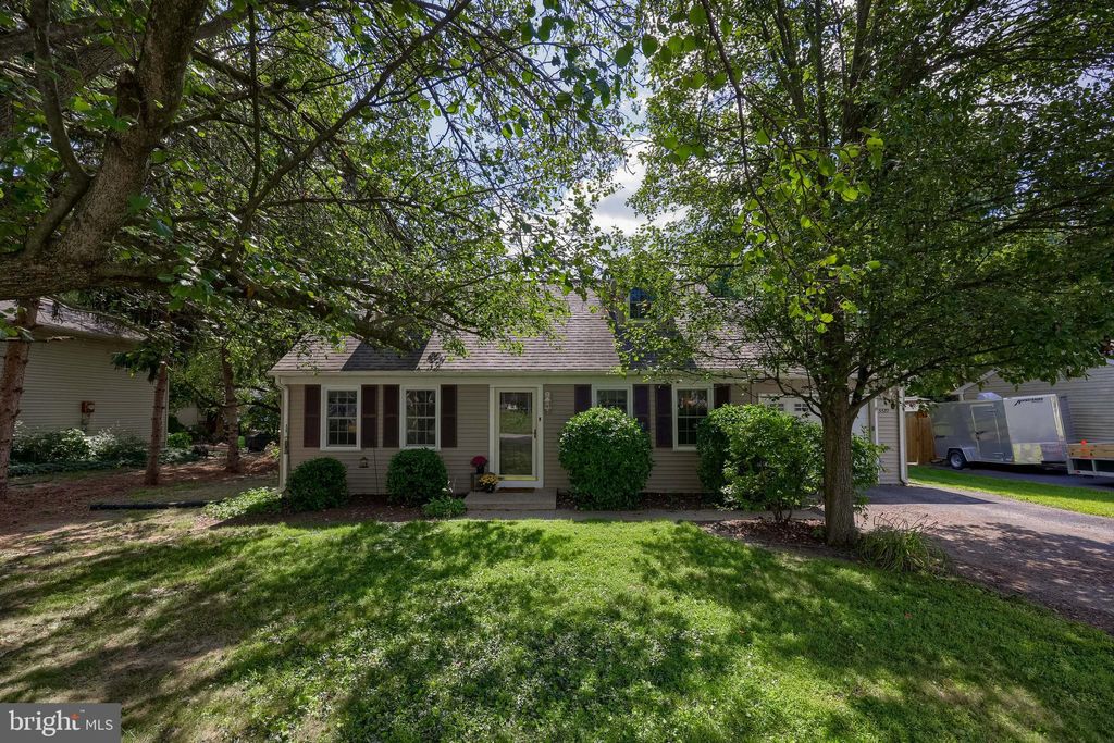 Photo of 3320 Poplar Lane, MOUNTVILLE, PA 17554 (MLS # PALA2075306)