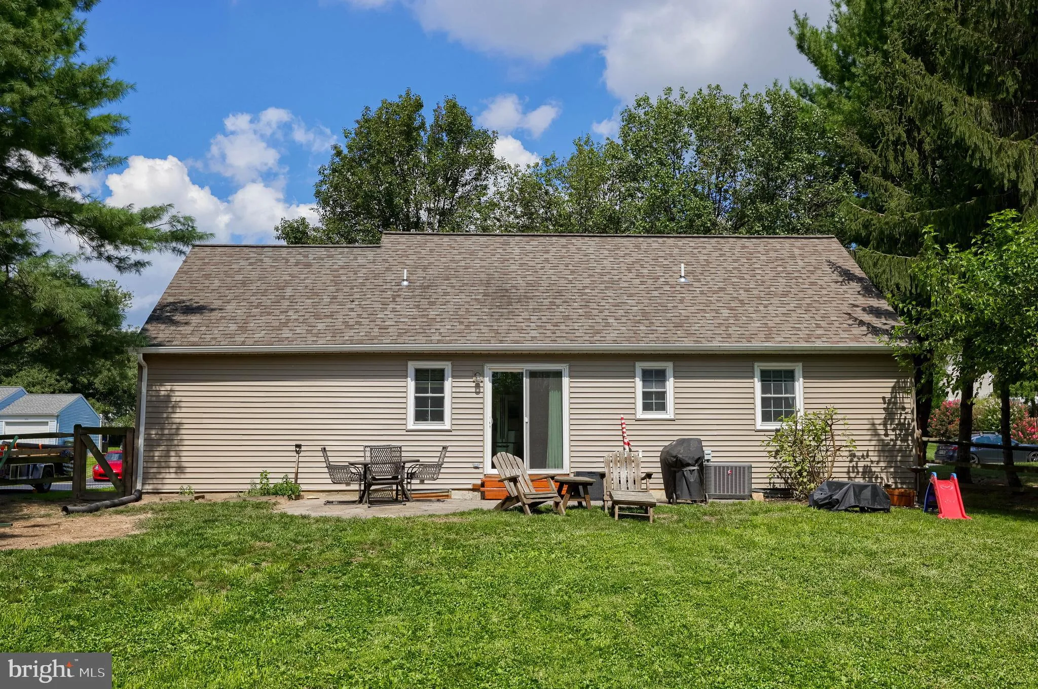 Mountville, Pennsylvania 17554, United States, 4 Bedrooms Bedrooms, ,2 BathroomsBathrooms,Residential,Active,199914