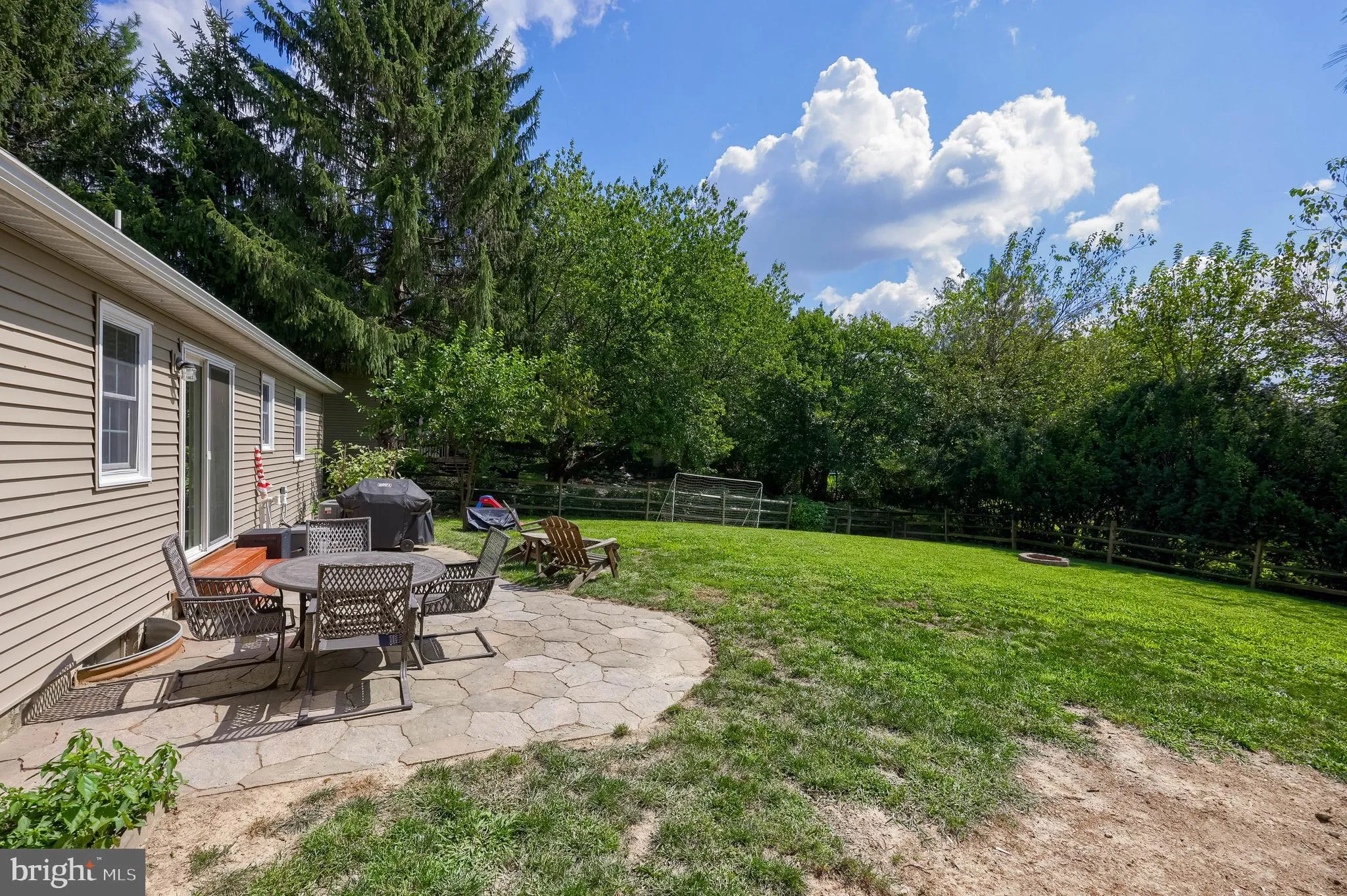 Mountville, Pennsylvania 17554, United States, 4 Bedrooms Bedrooms, ,2 BathroomsBathrooms,Residential,Active,199914