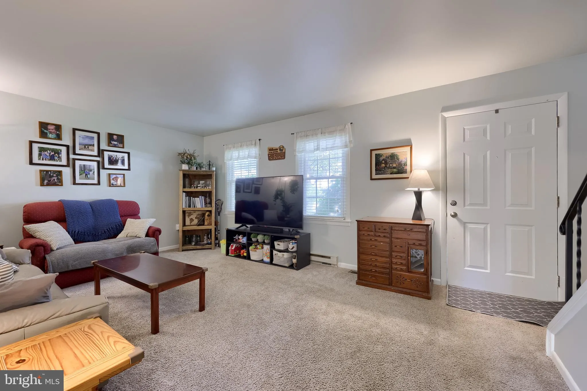 Mountville, Pennsylvania 17554, United States, 4 Bedrooms Bedrooms, ,2 BathroomsBathrooms,Residential,Active,199914