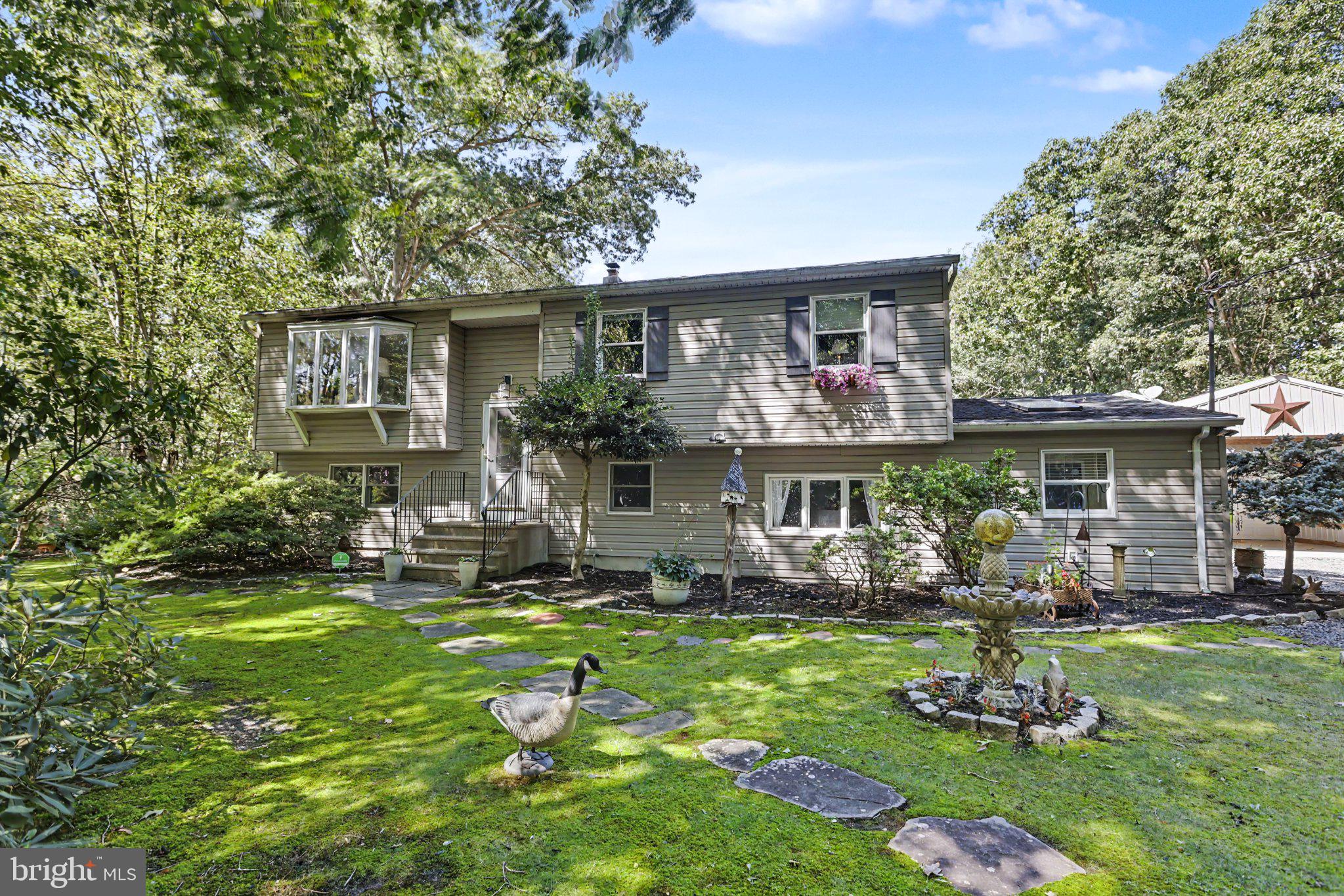 347 E MILLSTREAM ROAD