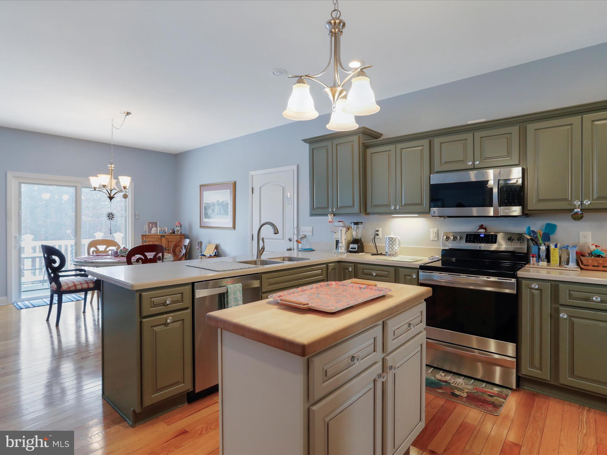 LAKEWOOD - Residential