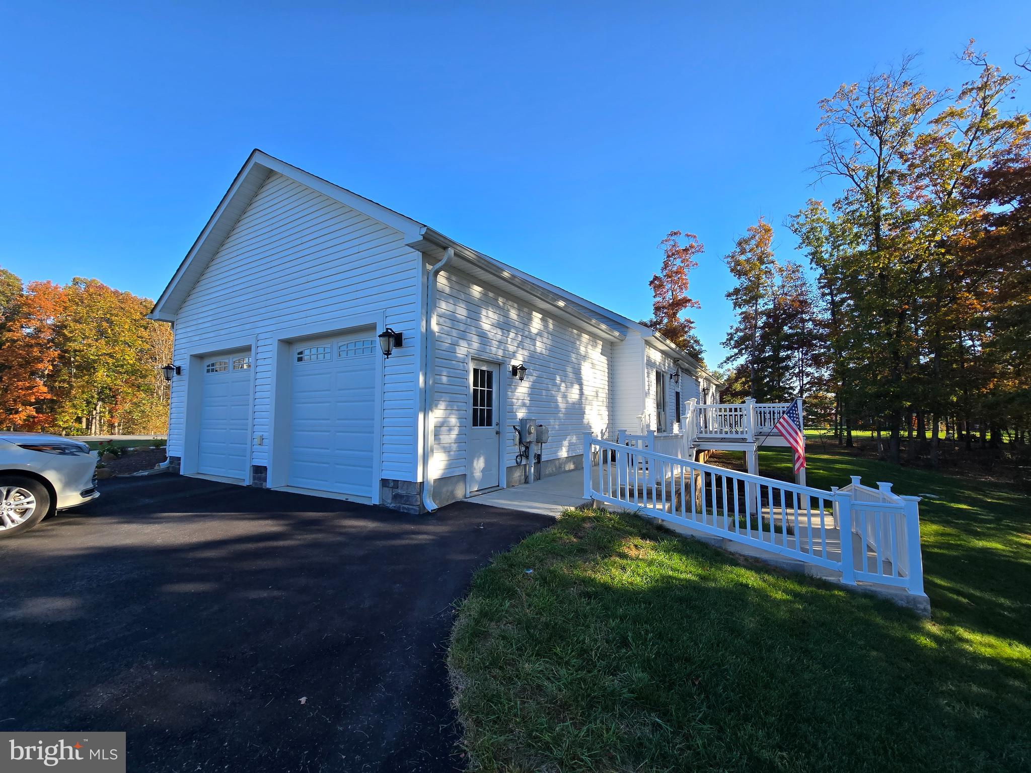 LAKEWOOD - Residential