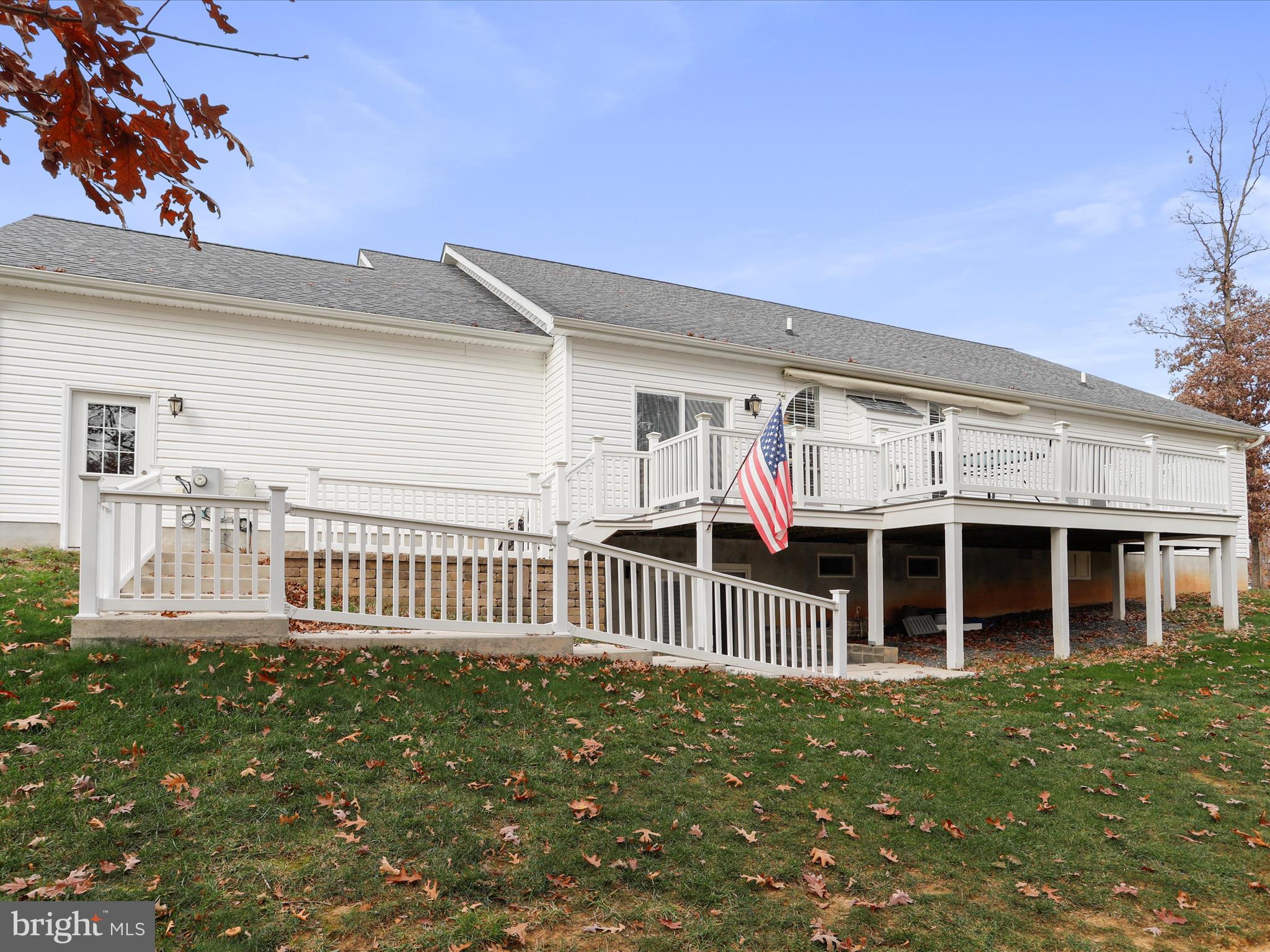 LAKEWOOD - Residential