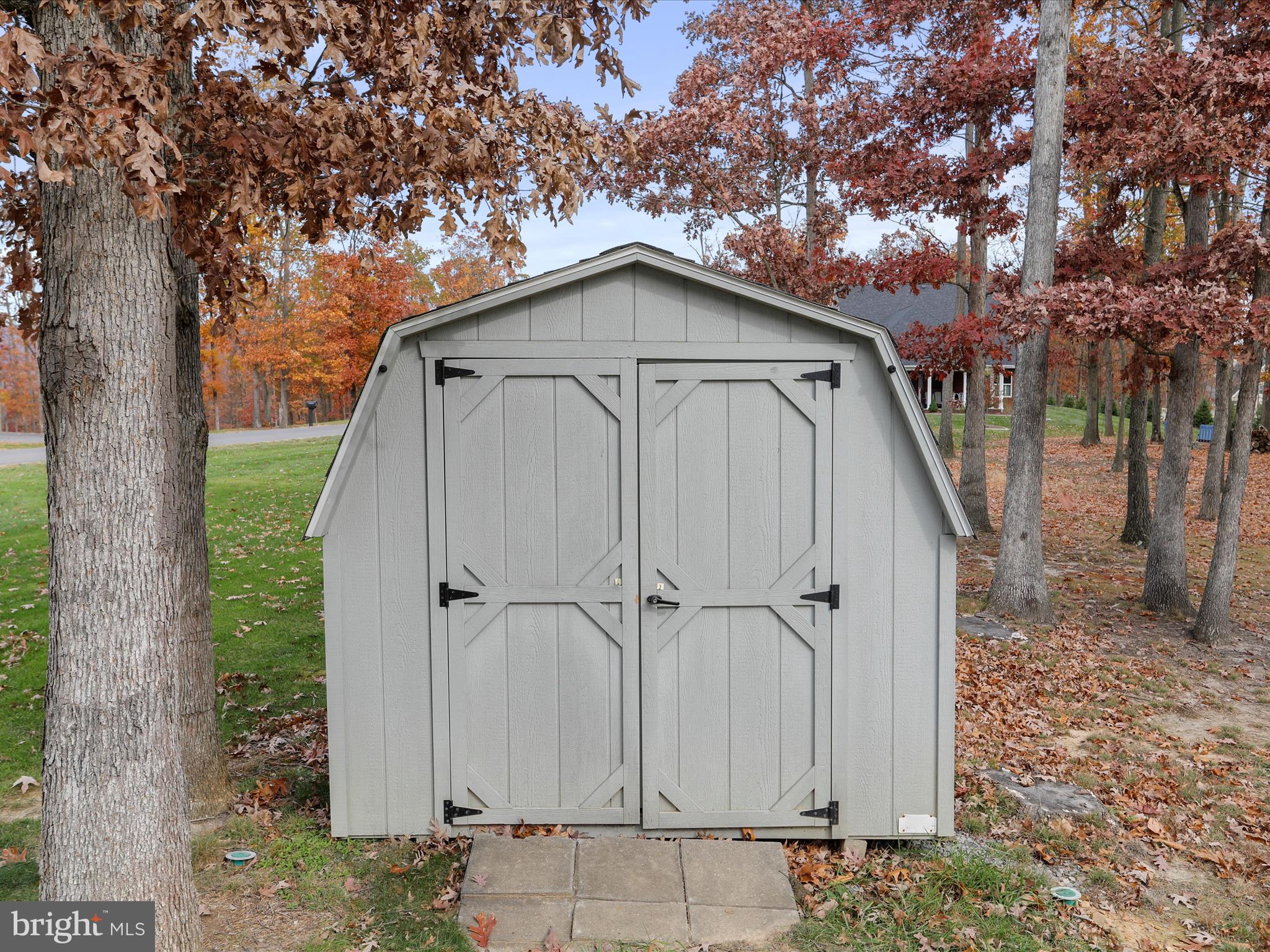 LAKEWOOD - Residential