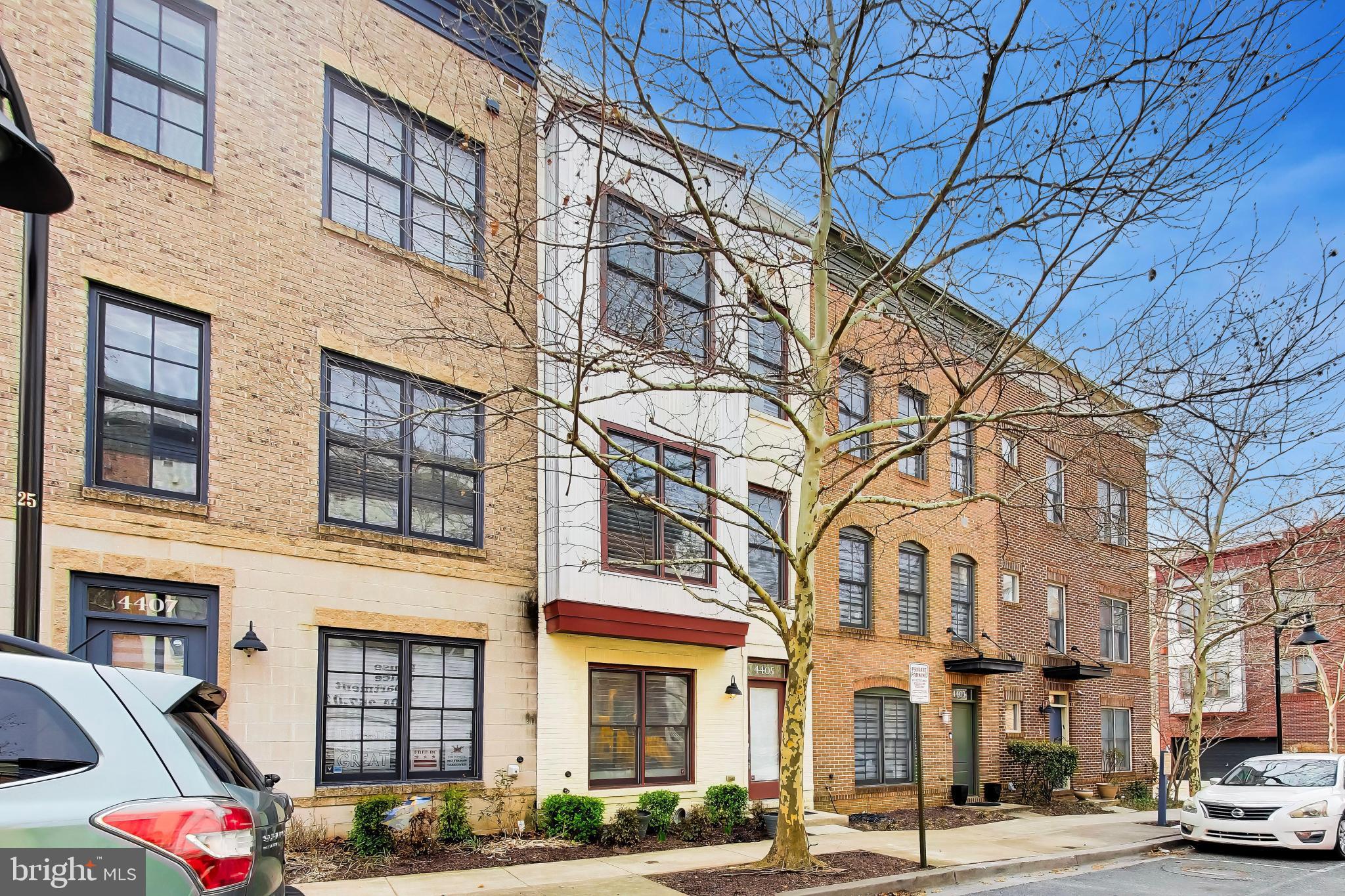 4405 LONGFELLOW STREET