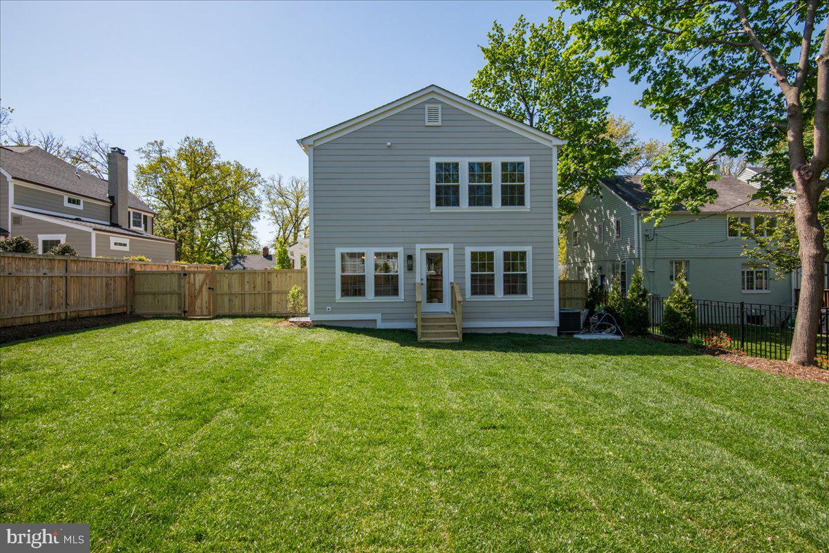 BEVERLEY HILLS - Residential