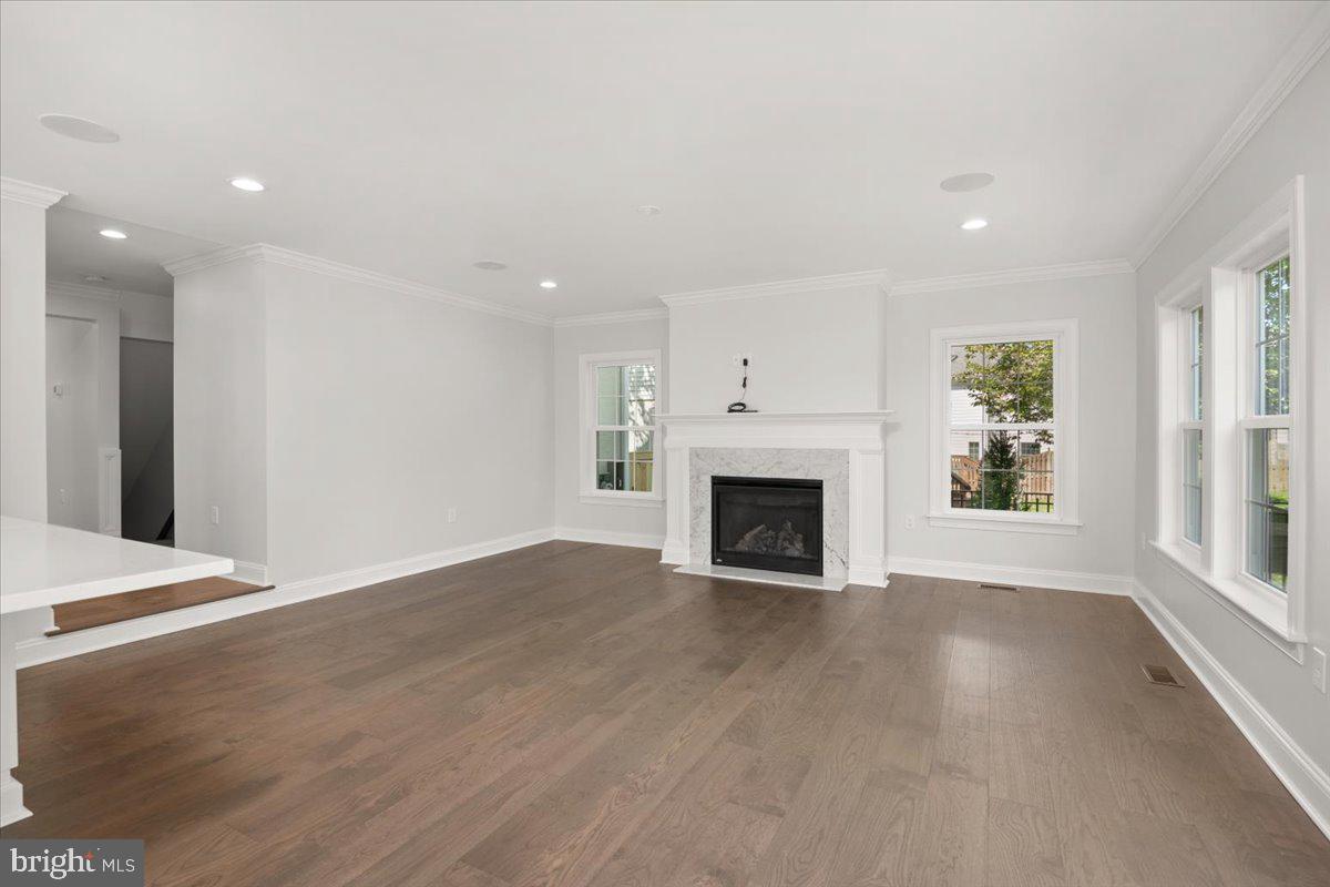 BEVERLEY HILLS - Residential