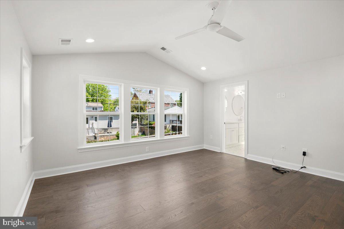 BEVERLEY HILLS - Residential