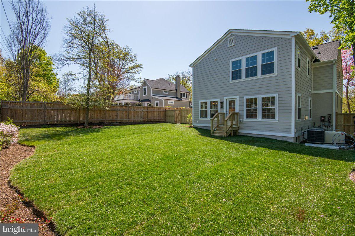 BEVERLEY HILLS - Residential