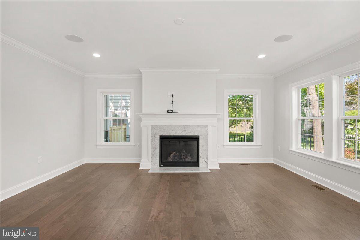 BEVERLEY HILLS - Residential