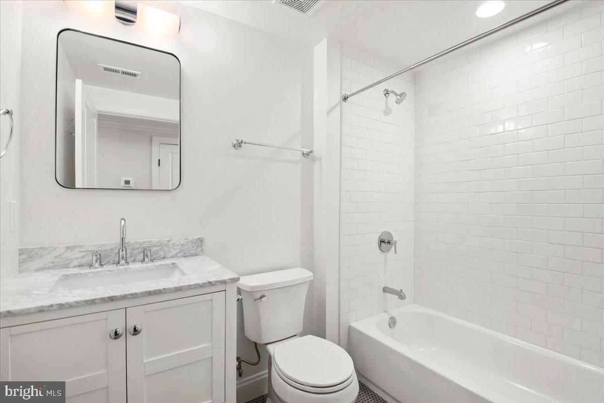 BEVERLEY HILLS - Residential