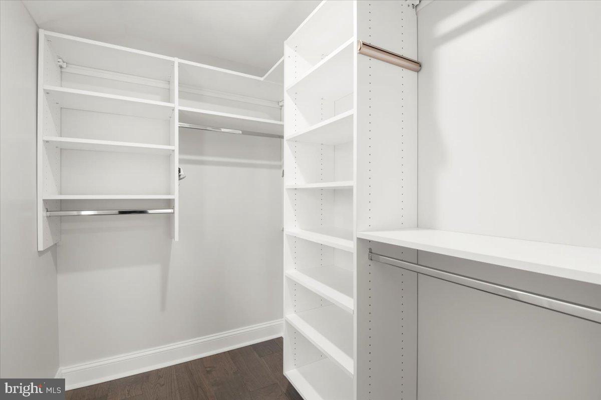 BEVERLEY HILLS - Residential