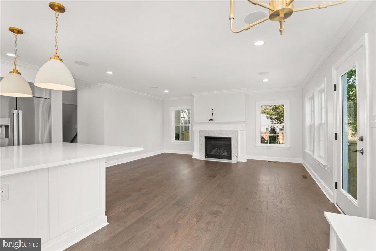 BEVERLEY HILLS - Residential