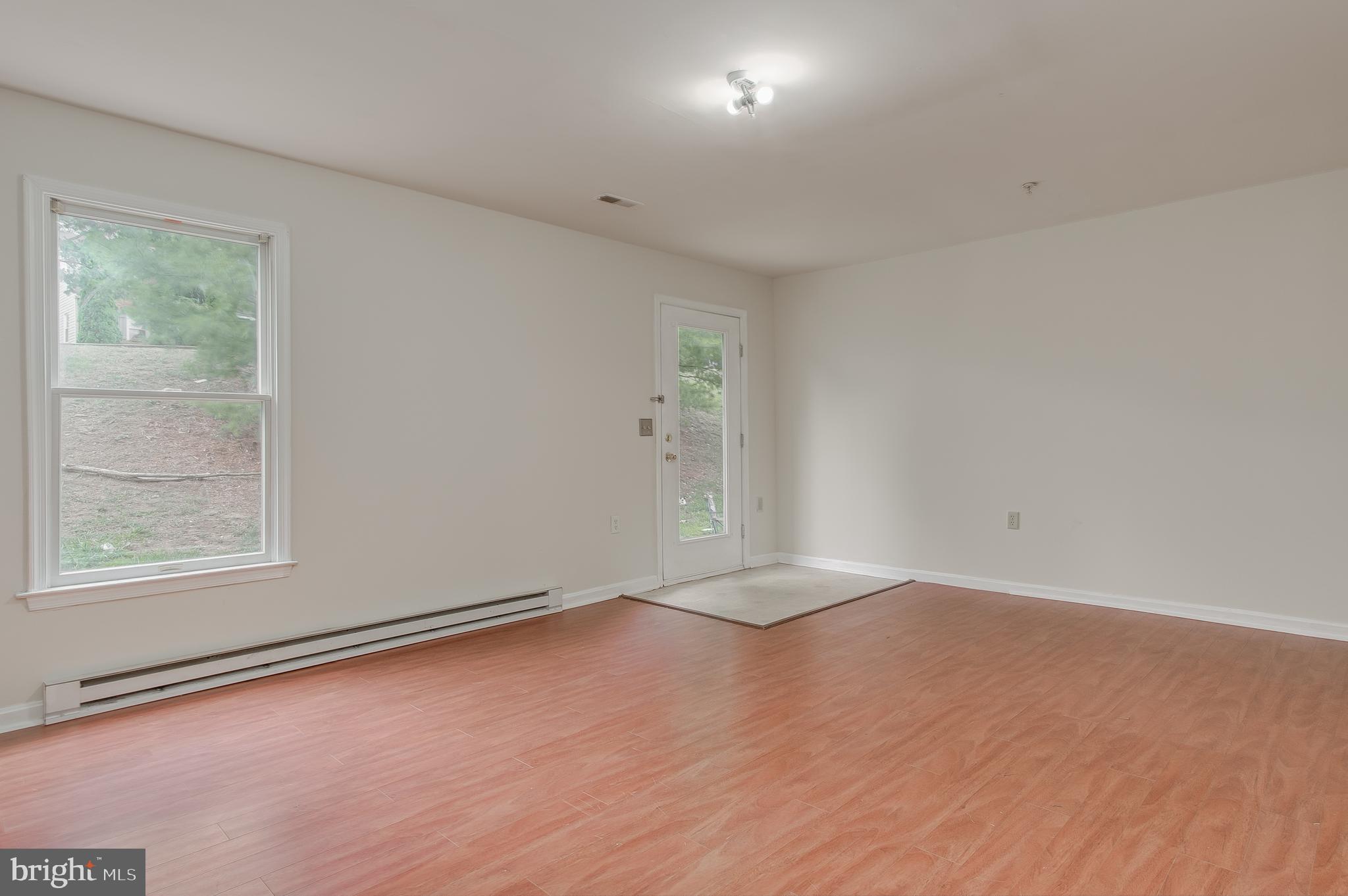 PANGBORN PARK - Residential