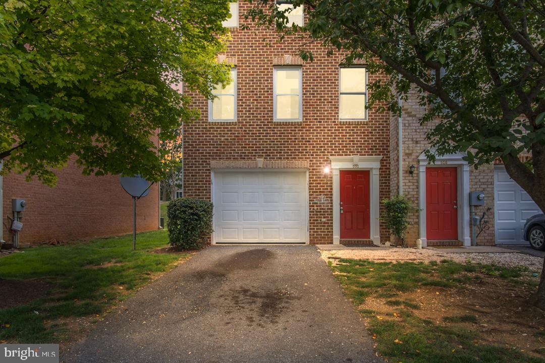 PANGBORN PARK - Residential