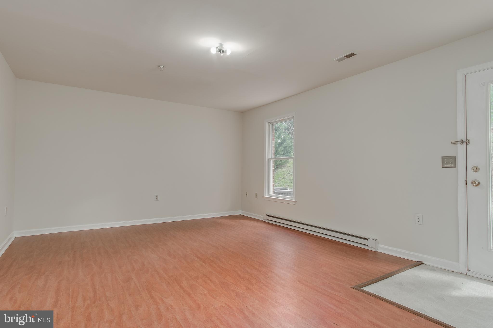 PANGBORN PARK - Residential