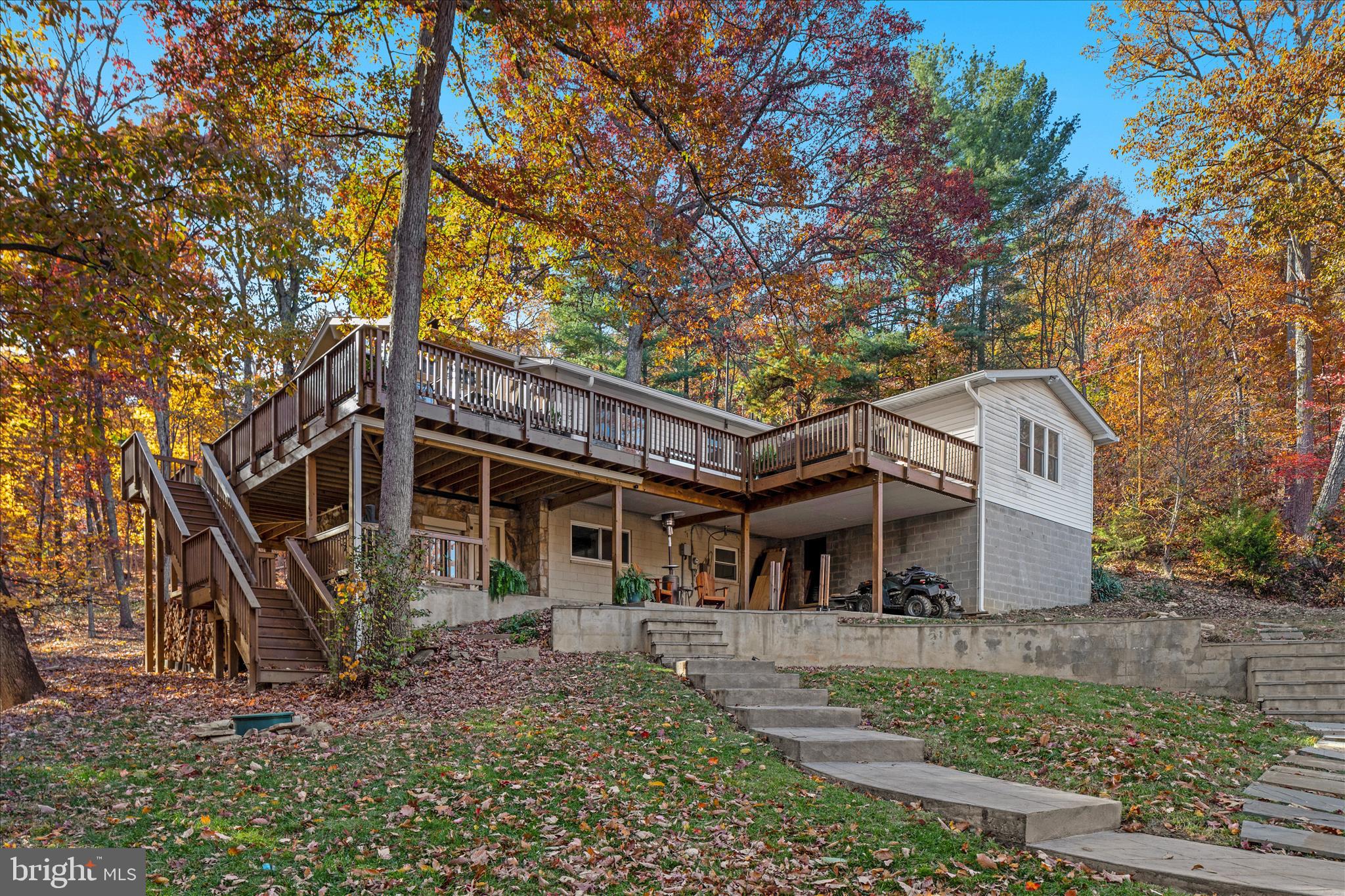 BULL RUN MOUNTAIN ESTATE - Residential