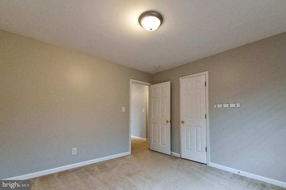 SYCAMORE VILLAGE - Residential