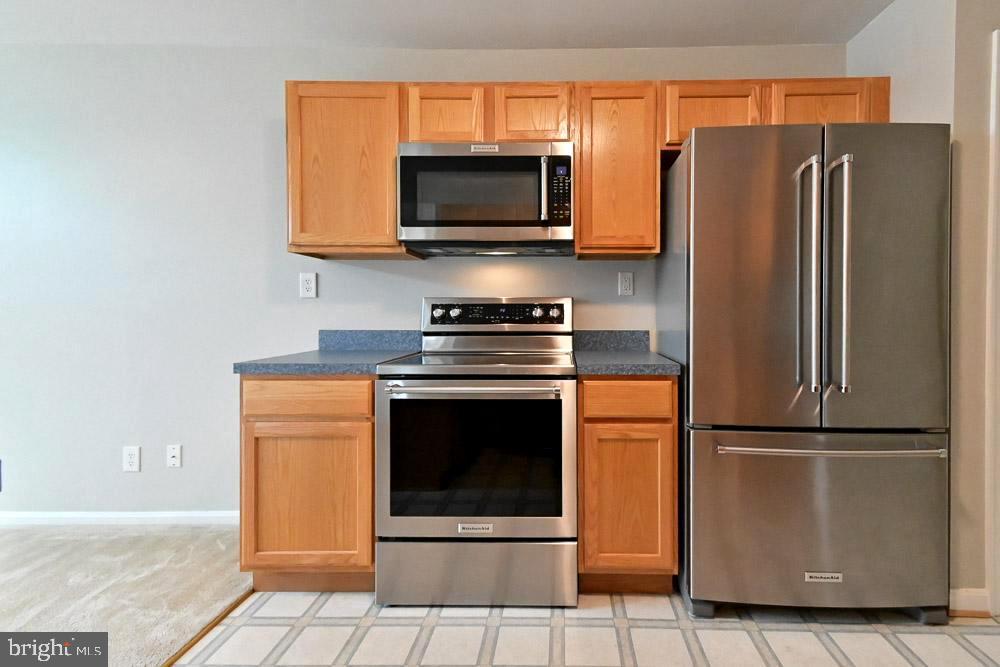 SYCAMORE VILLAGE - Residential