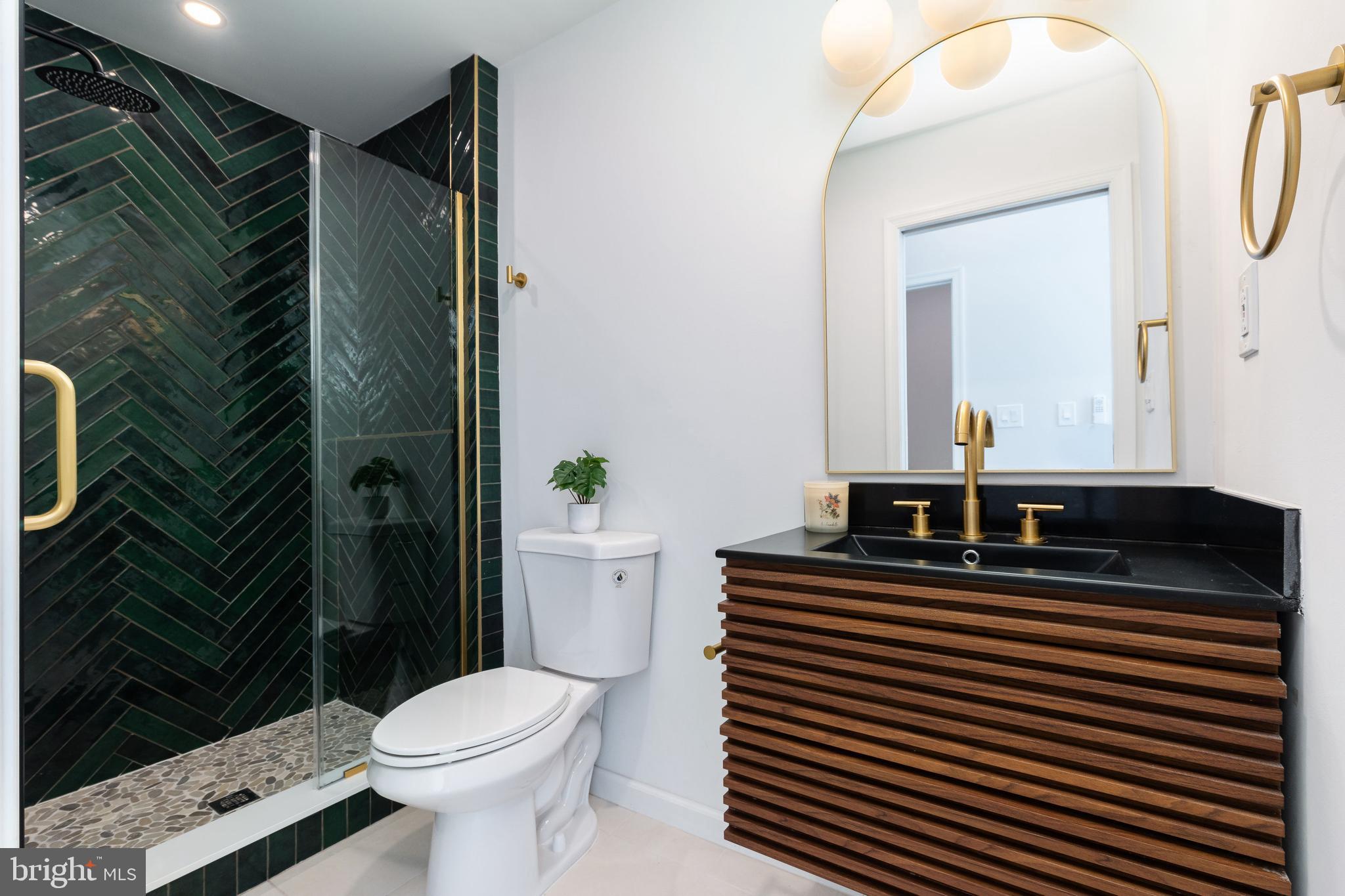 GRADUATE HOSPITAL - Residential