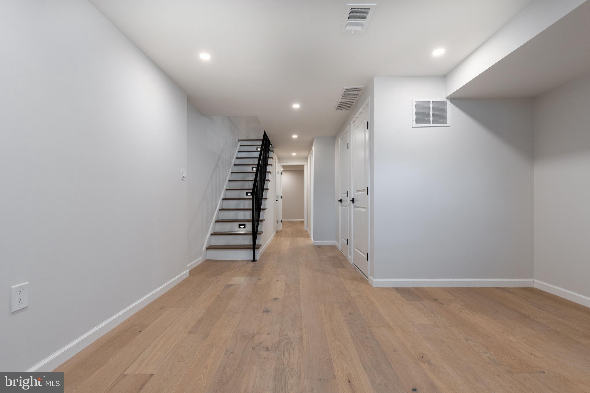 GRADUATE HOSPITAL - Residential