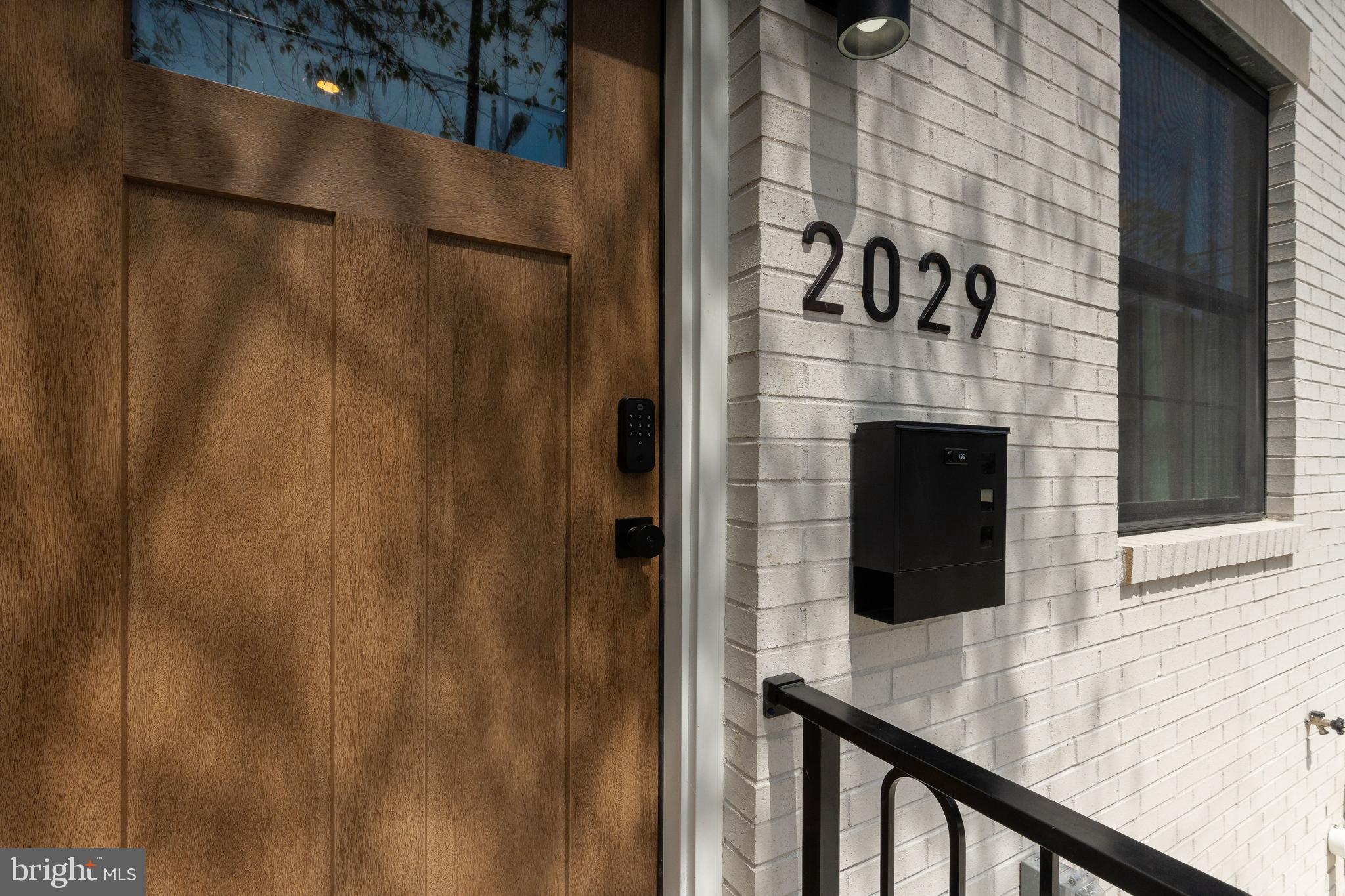 GRADUATE HOSPITAL - Residential