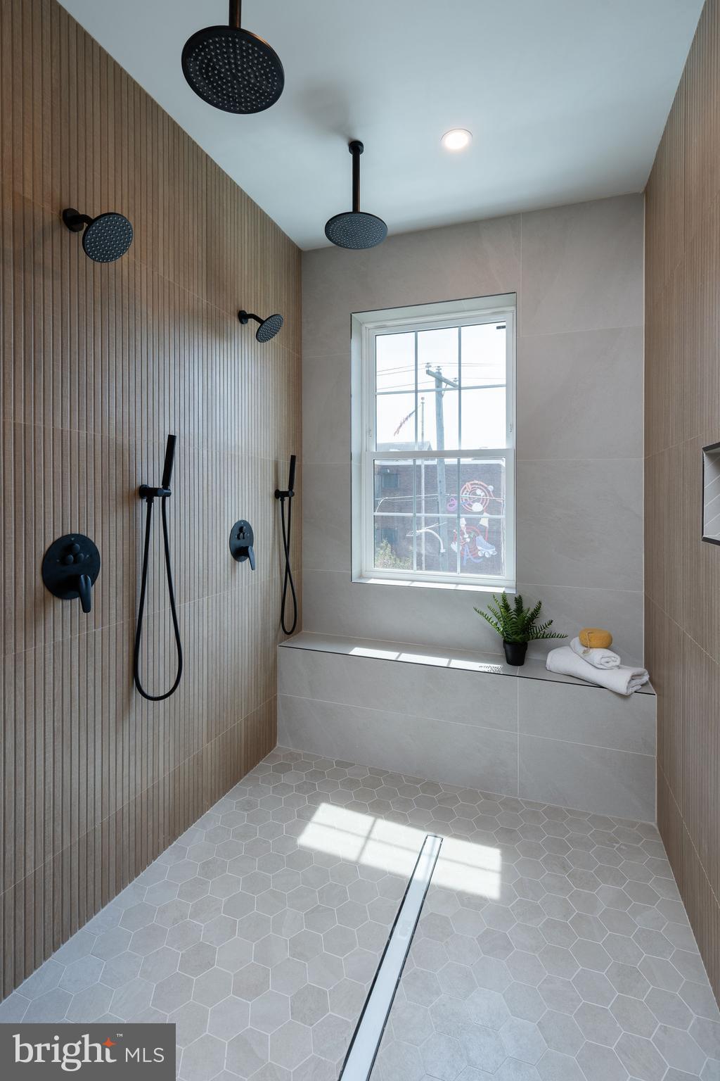 GRADUATE HOSPITAL - Residential